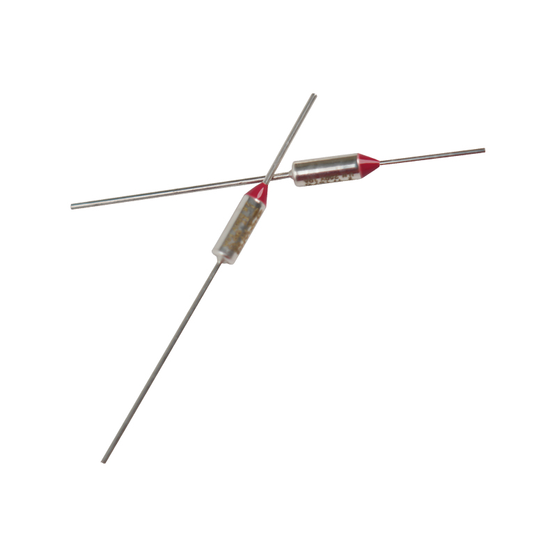 Jednokratni toplinski osigurač Jednokratni toplinski osigurač koji se ne može obnoviti unutar malih kućanskih aparata Jednokratni toplinski osigurač Jednokratni toplinski osigurač koji se ne može obnoviti unutar malih kućanskih aparata